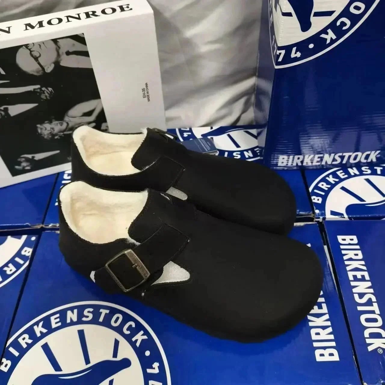 All inclusive black leather with plush finish